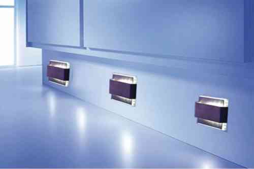 Thebo LED 100- 1 als Sockelleuchte 5-fach - 281006.9 S5
