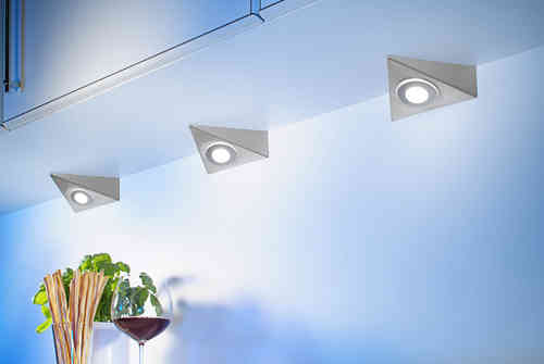 Thebo P-LED 589 SMD Edelstahl-Dreieckleuchte 3200 K