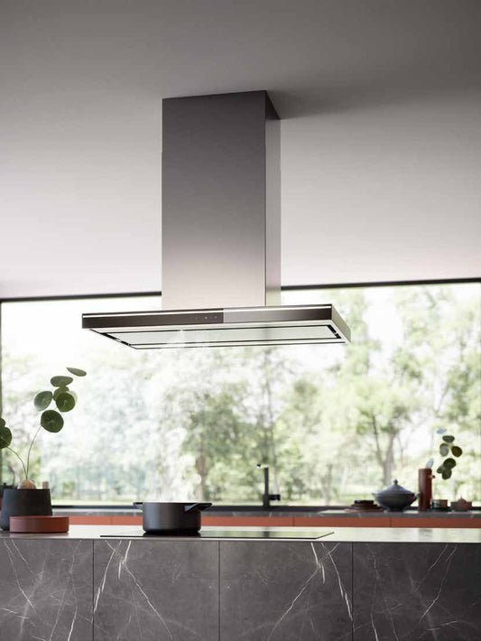 Falmec Lumina NRS Inselhaube 90 cm Edelstahl in moderner Küche